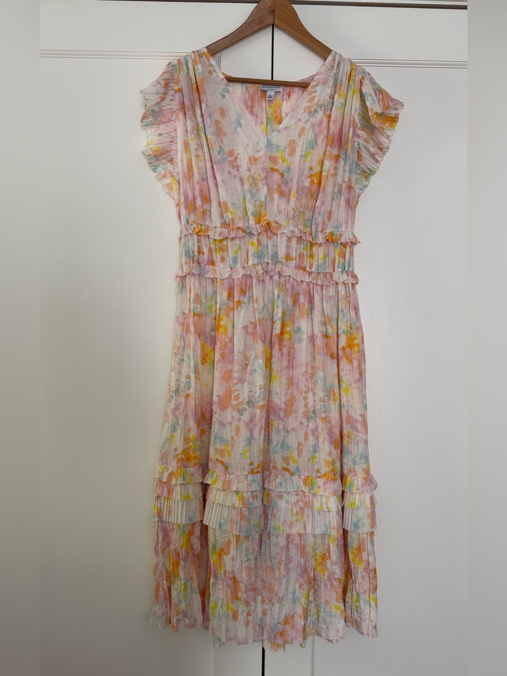 Current Air | Sereia Watercolor Pleated Midi Dress
